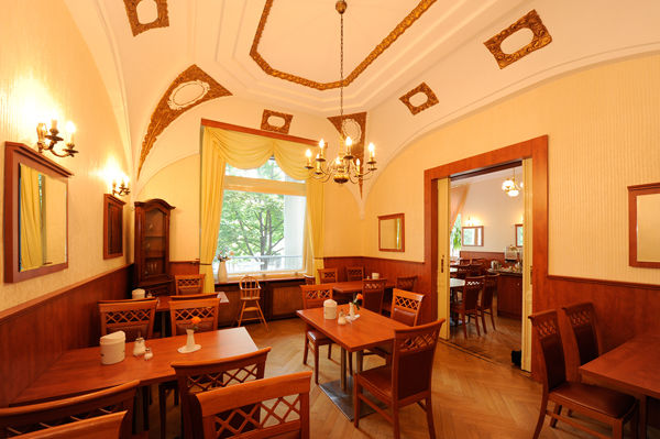 City Hotel Am Kurfuerstendamm Берлін Ресторан фото